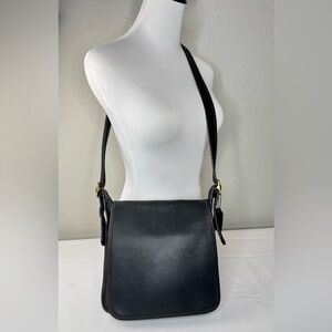 Vintage Coach 9144 LEGACY Studio Flap Leather Crossbody Bag